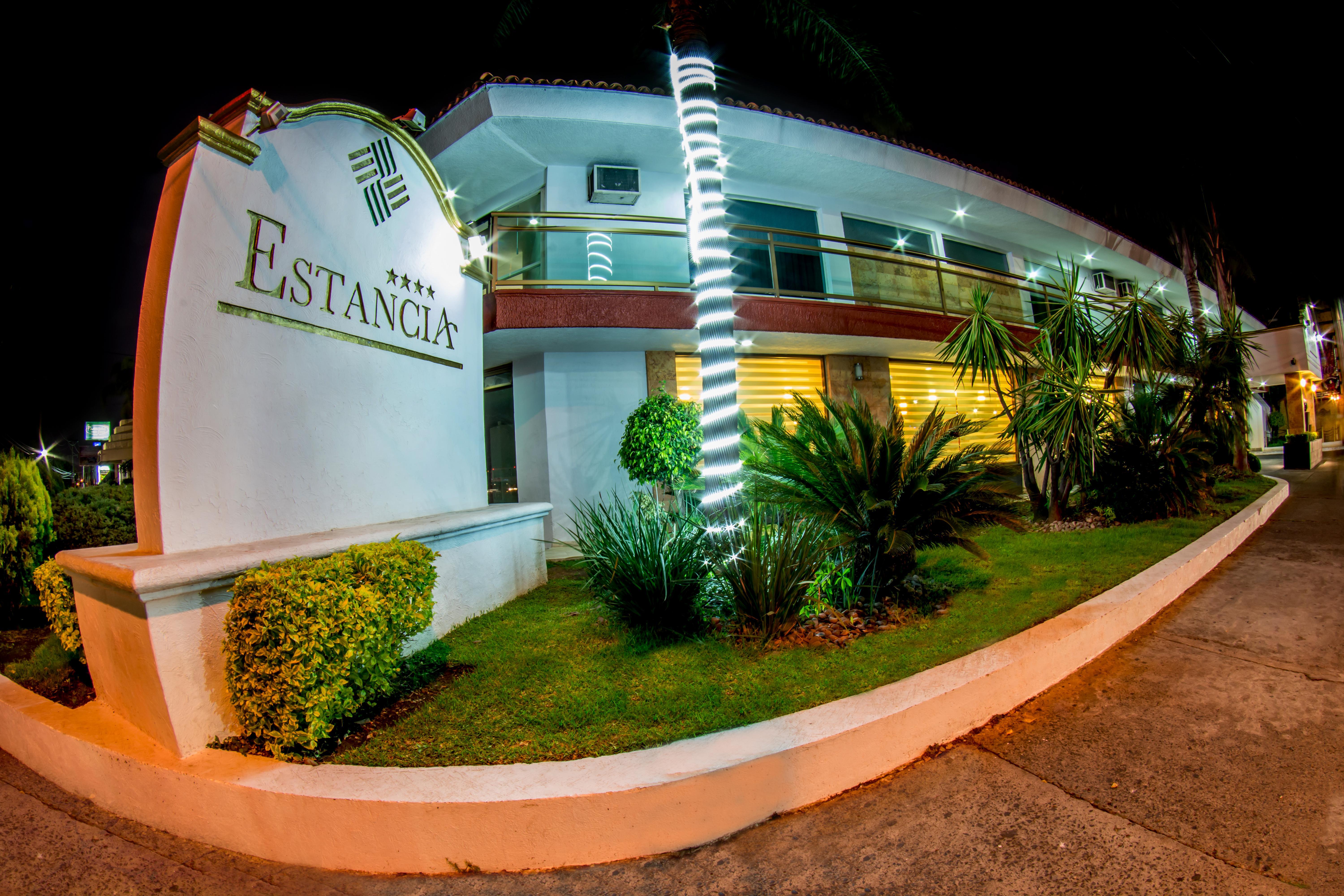 Hotel Estancia Business Class Guadalajara Exteriér fotografie